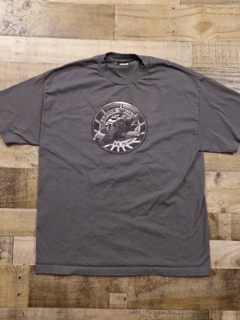 Battlestar Galactica Raptor‎ Squad BSG 75 Graphic T-Shirt Men’s XL Gray Sci-Fi
